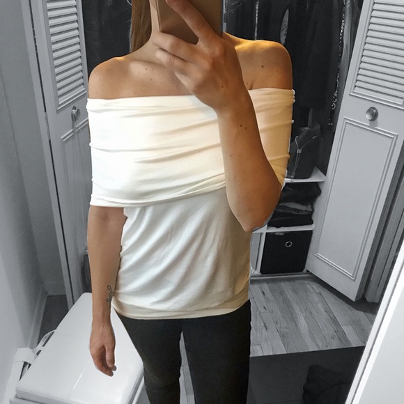 LAST 3✨Off Shoulder Tunic Top in Ivory - Picture 4 of 8